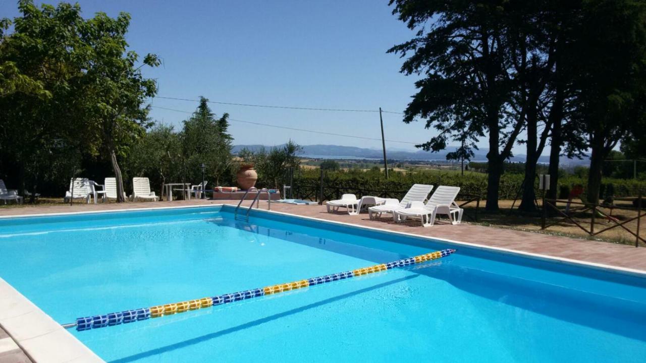 Agritur Villa Osvaldo Castiglione Del Lago Perugia Colazione Piscina Acqua Salata Bagian luar foto