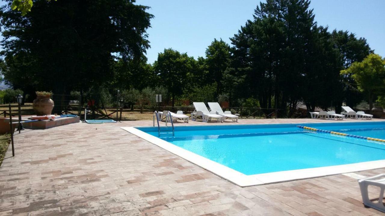 Agritur Villa Osvaldo Castiglione Del Lago Perugia Colazione Piscina Acqua Salata Bagian luar foto